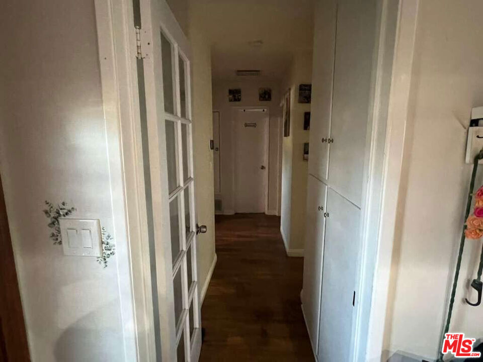17014 Rinaldi Street Property Photo 11