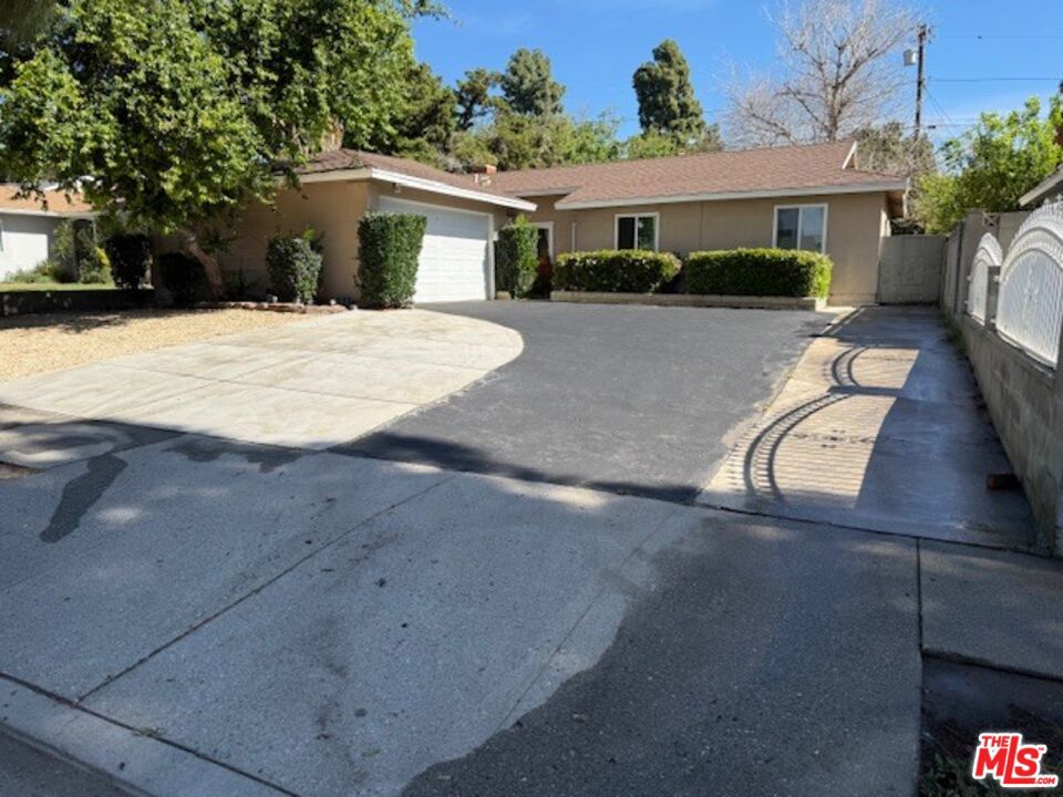 11648 Prager Avenue Property Photo 1