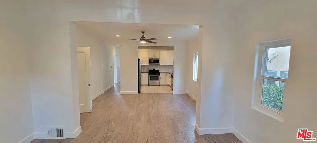 1032 S Orange Drive Property Photo 8