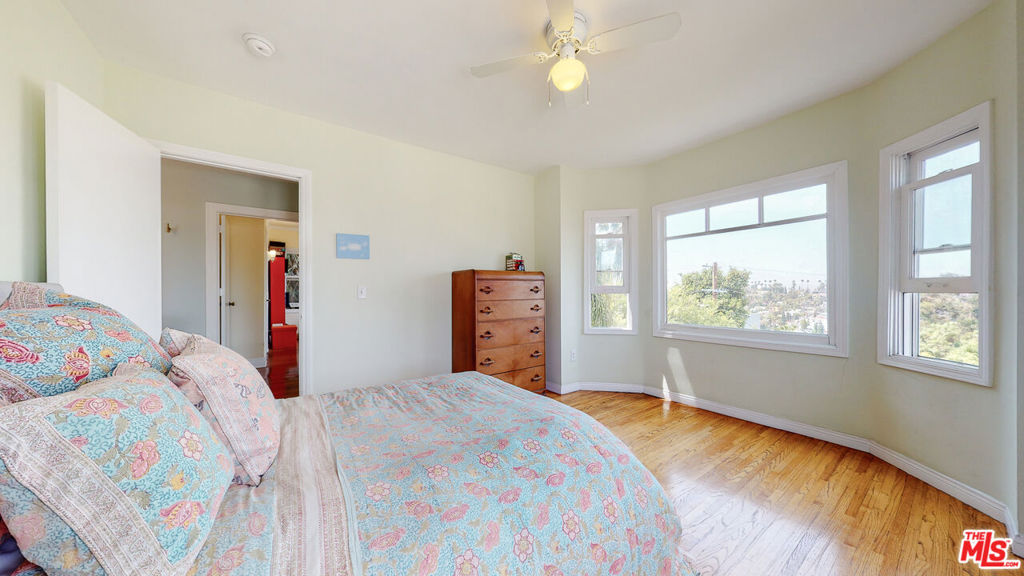 3627 Crestmont Avenue Property Photo 22