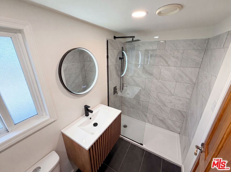 176 Waverly Drive Property Photo 12
