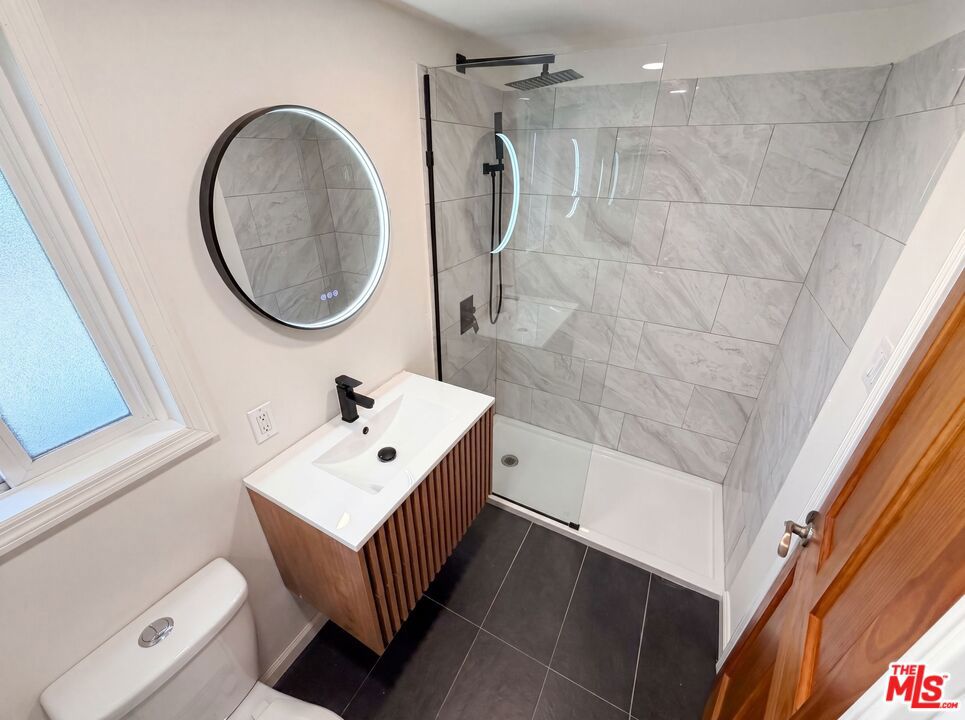 176 Waverly Drive Property Photo 13
