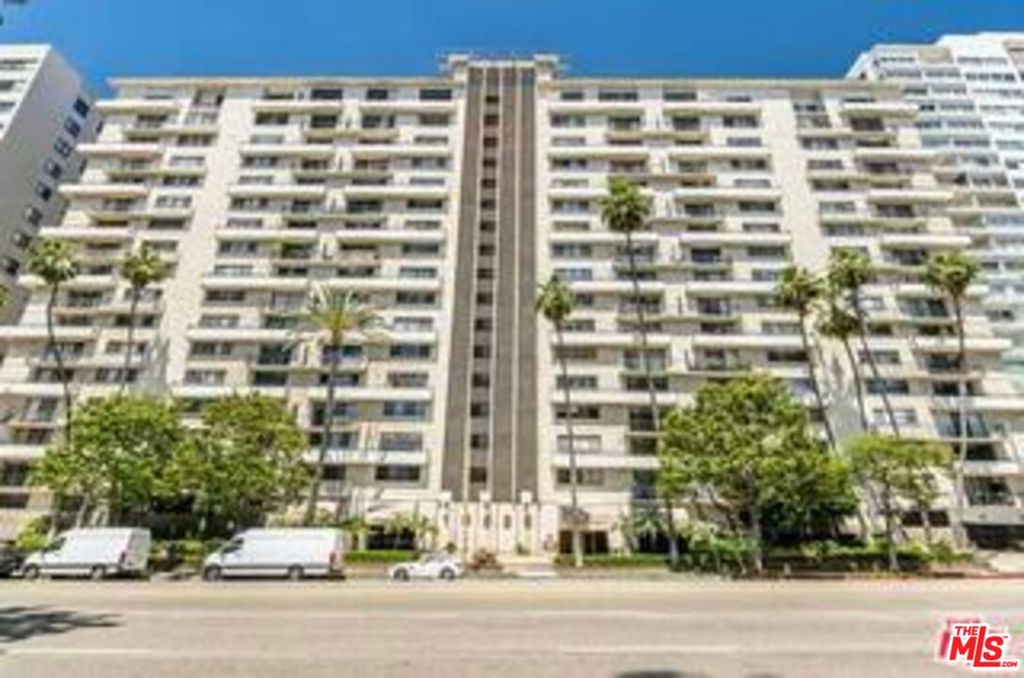 10535 Wilshire Boulevard 404 Property Photo 1