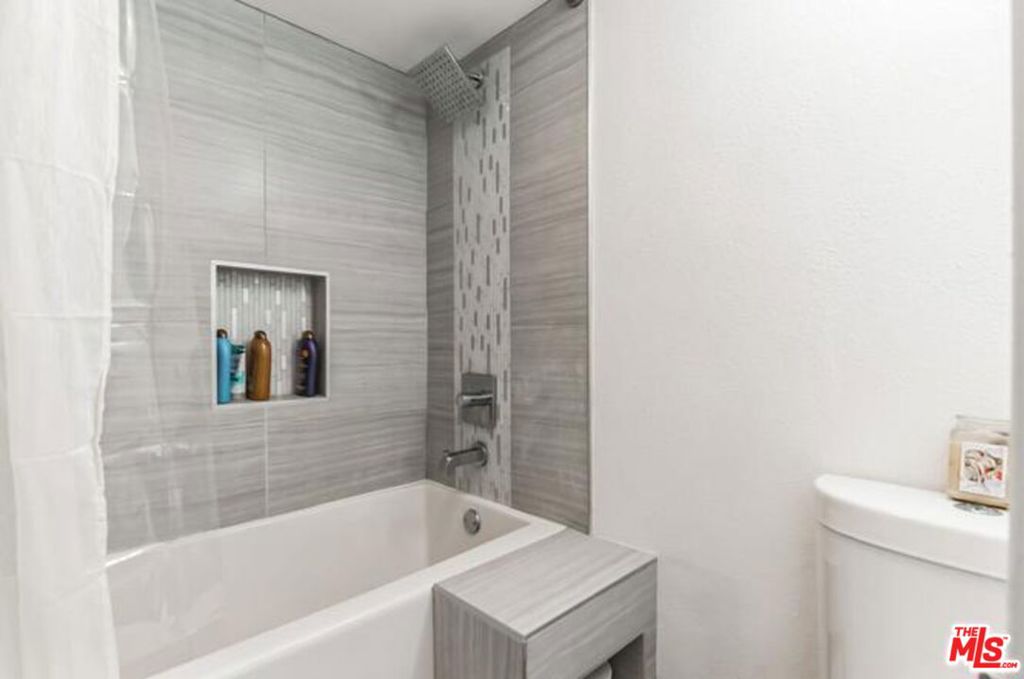 10535 Wilshire Boulevard 404 Property Photo 19