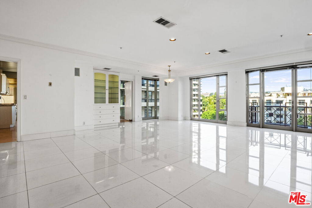 10580 Wilshire Boulevard 6nw Property Photo 10
