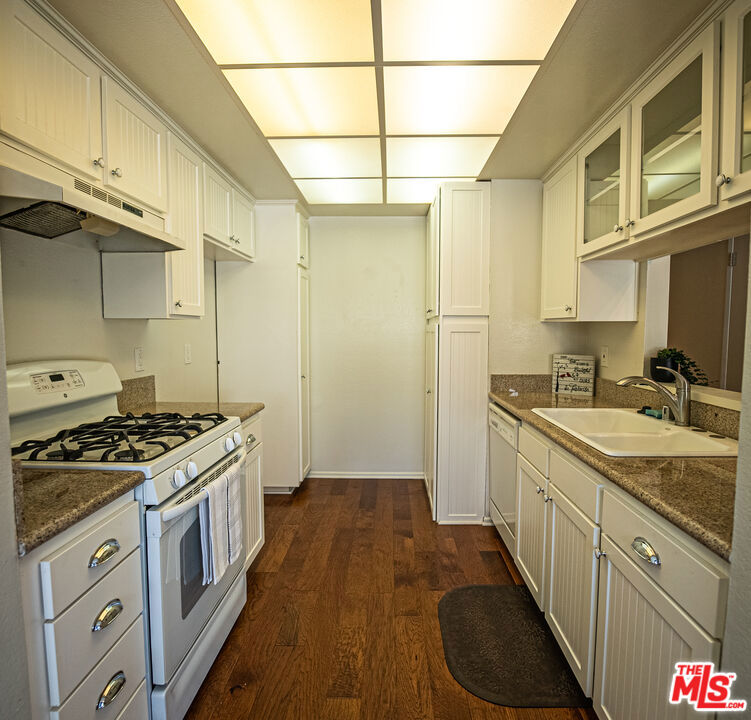 1963 Covington Avenue Property Photo 2
