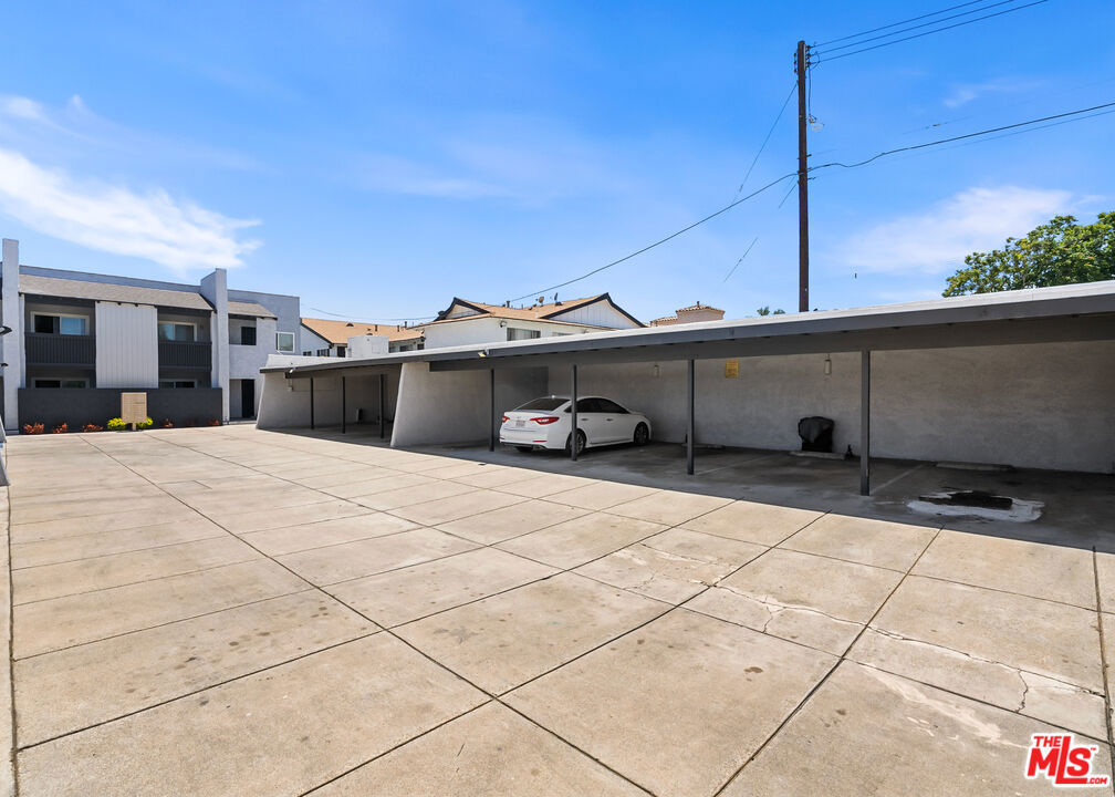 9900 Ramona Street Property Photo 10