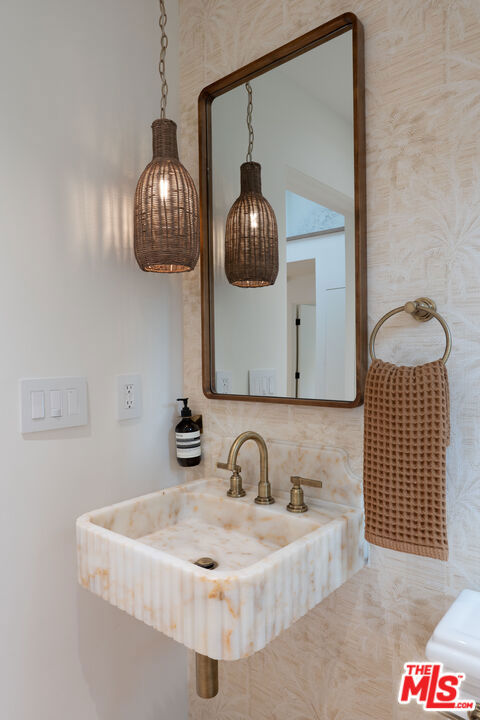 3211 Padaro Lane Property Photo 17