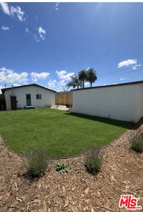 7029 4th Avenue Property Photo 9