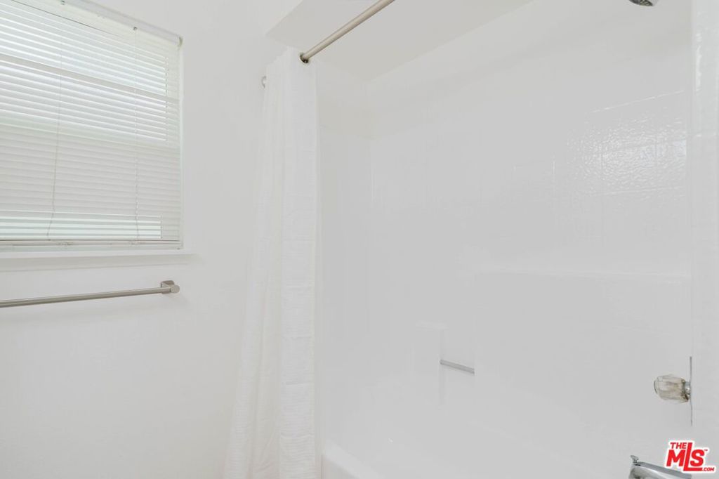 3622 Kalsman Drive 2 Property Photo 17