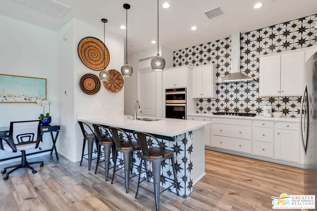 23 Prosecco Property Photo 1
