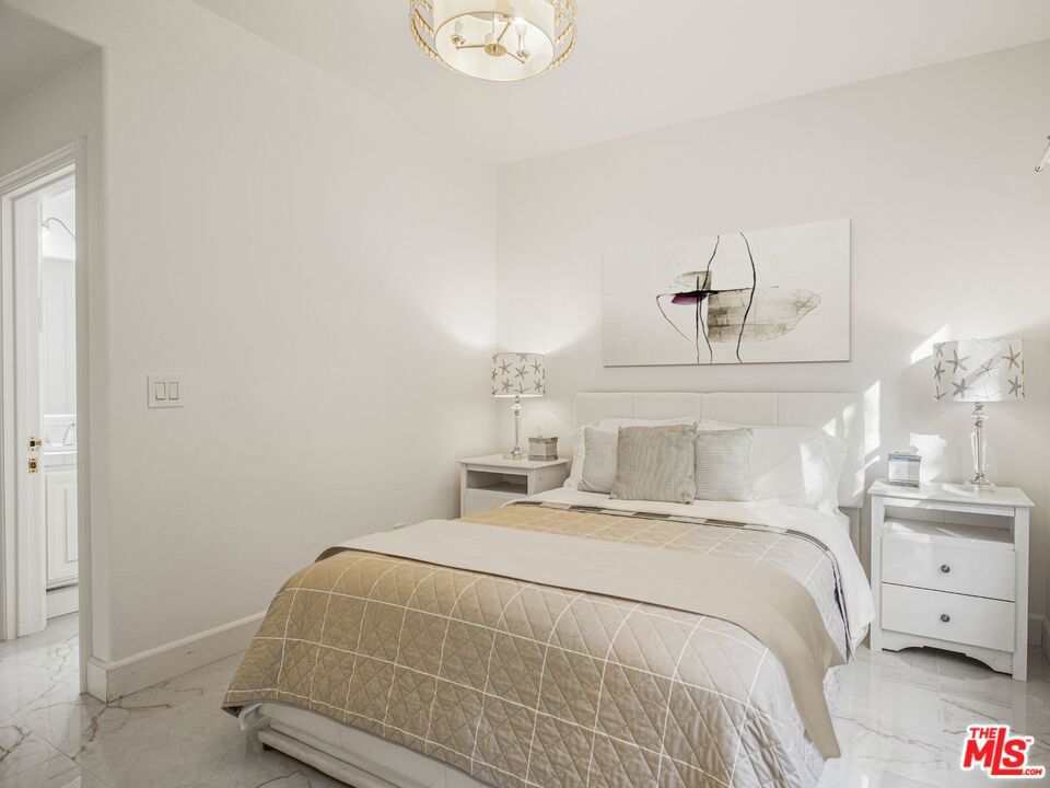 6111 County Oak Road Property Photo 14