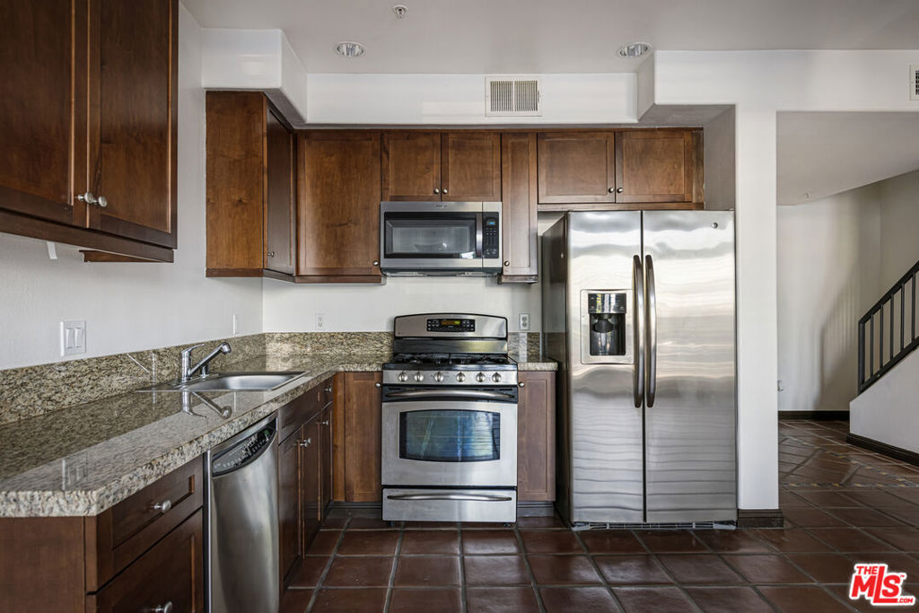 360 W Avenue 26 100 Property Photo 10