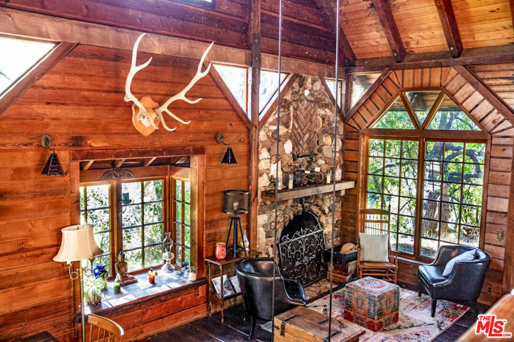 2521 Topanga Skyline Drive Property Photo 1