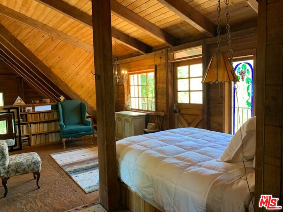 2521 Topanga Skyline Drive Property Photo 15