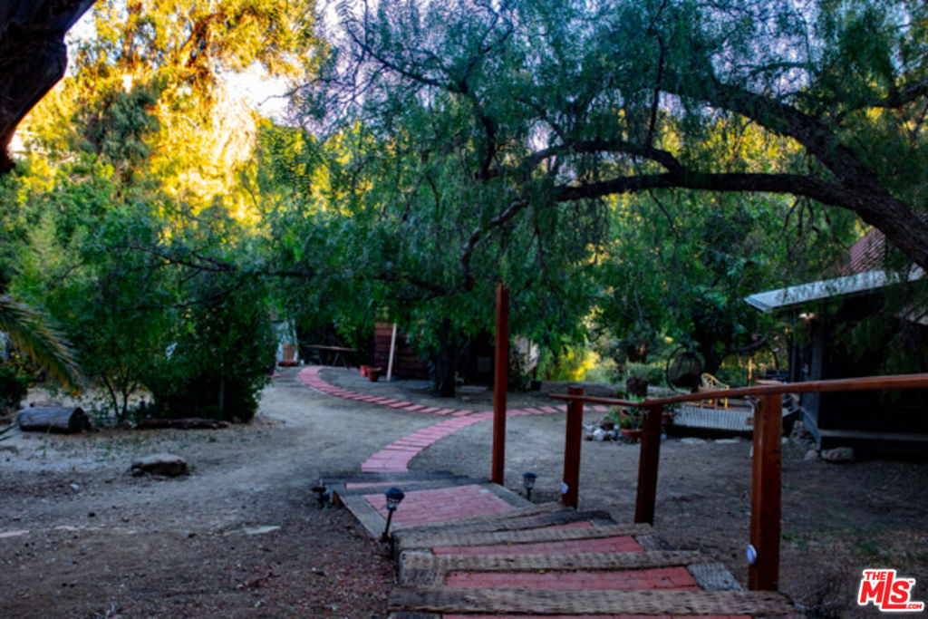 2521 Topanga Skyline Drive Property Photo 25