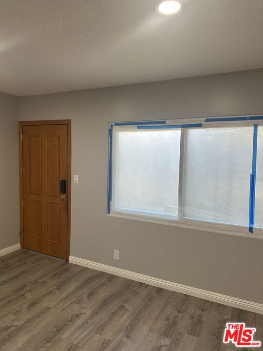 711 Larch Street 10 Property Photo 14
