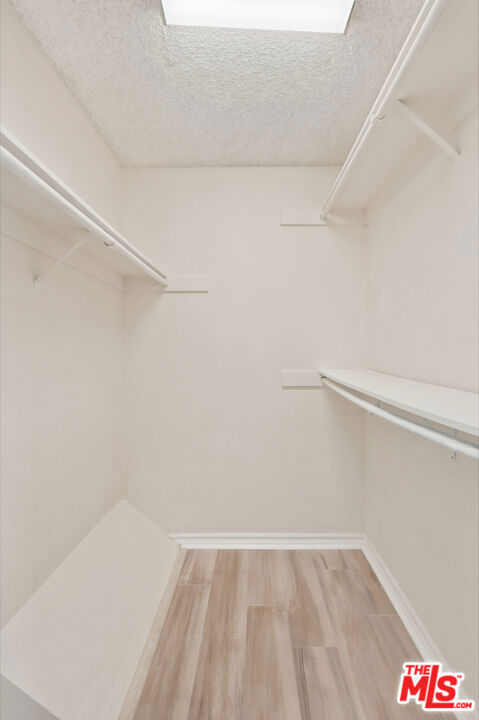 14937 Sherman Way 2 Property Photo 50
