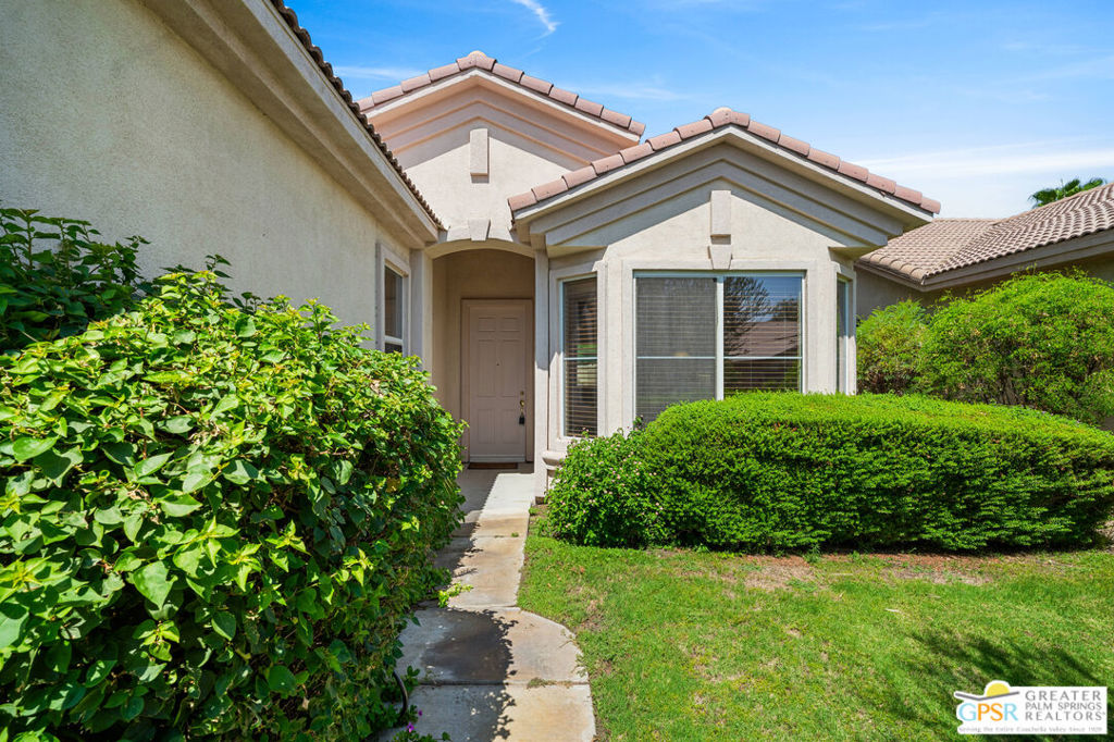 44077 Royal Troon Drive Property Photo 1