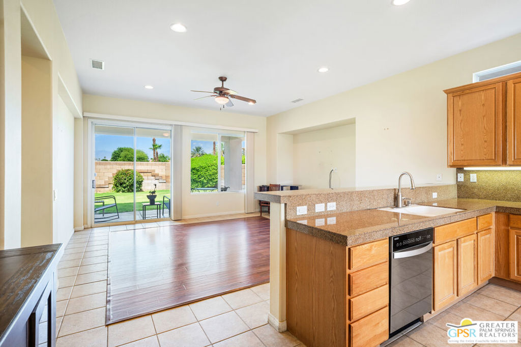 44077 Royal Troon Drive Property Photo 3