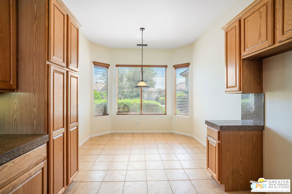44077 Royal Troon Drive Property Photo 5