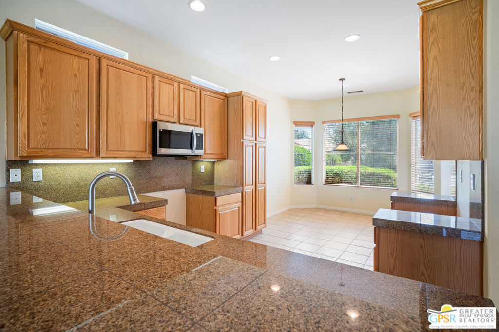 44077 Royal Troon Drive Property Photo 11
