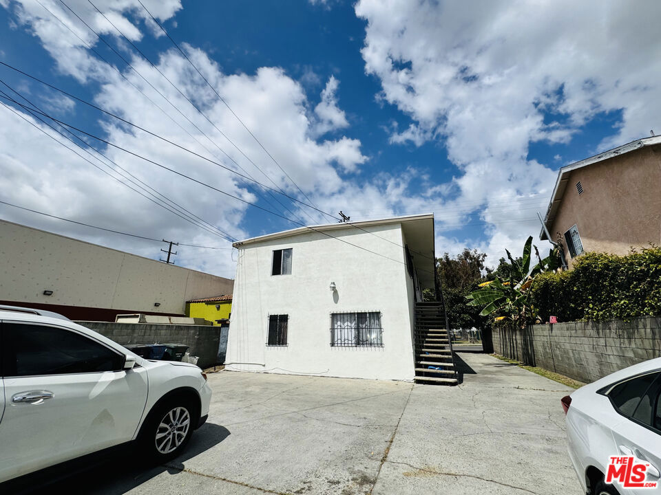6214 Hooper Avenue Property Photo 6