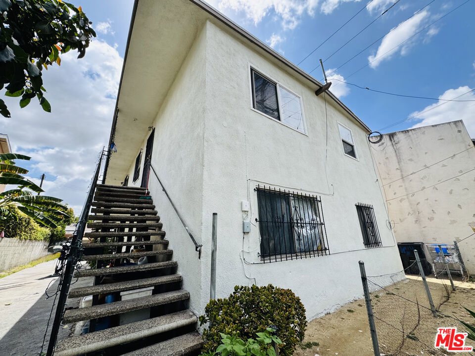 6214 Hooper Avenue Property Photo 9