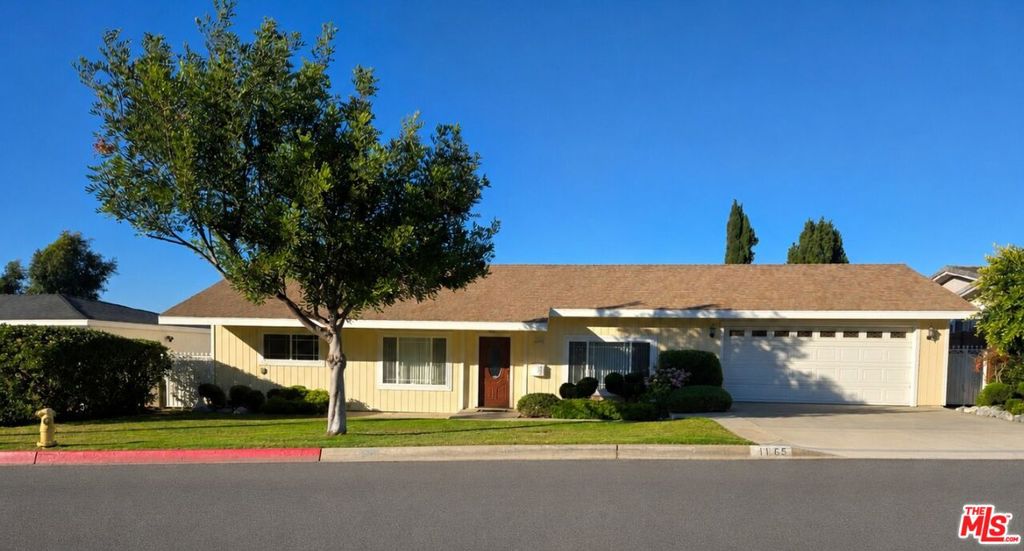 4065 Bluff Street Property Photo 1
