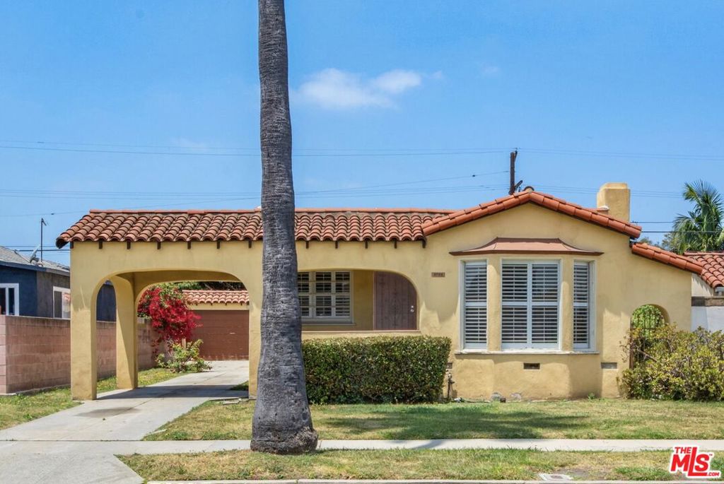 3785 Degnan Boulevard Property Photo 2