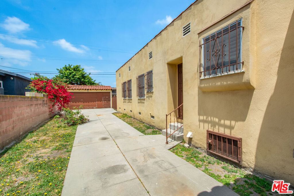 3785 Degnan Boulevard Property Photo 28