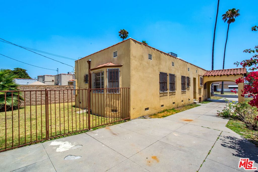 3785 Degnan Boulevard Property Photo 29