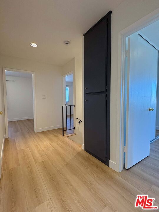 870 Figueroa Terrace 1 Property Photo 13