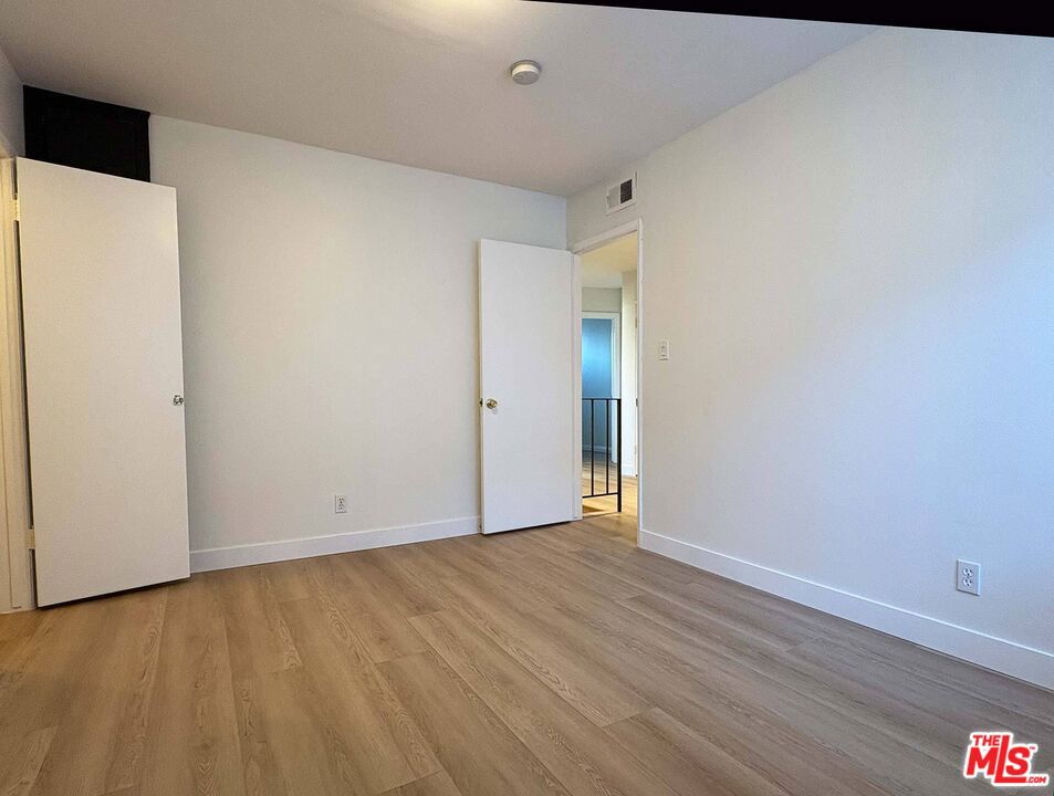 870 Figueroa Terrace 1 Property Photo 20