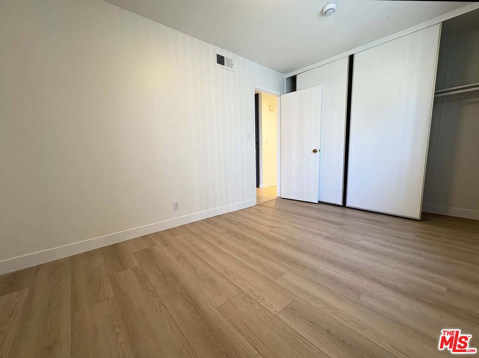 870 Figueroa Terrace 1 Property Photo 25