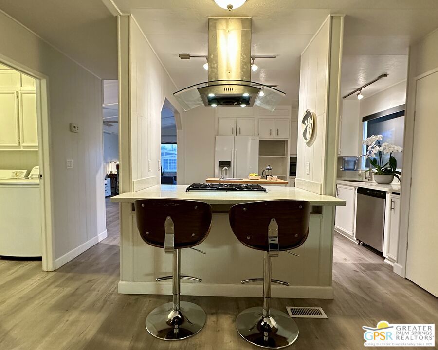 162 Madrid Street Property Photo 1