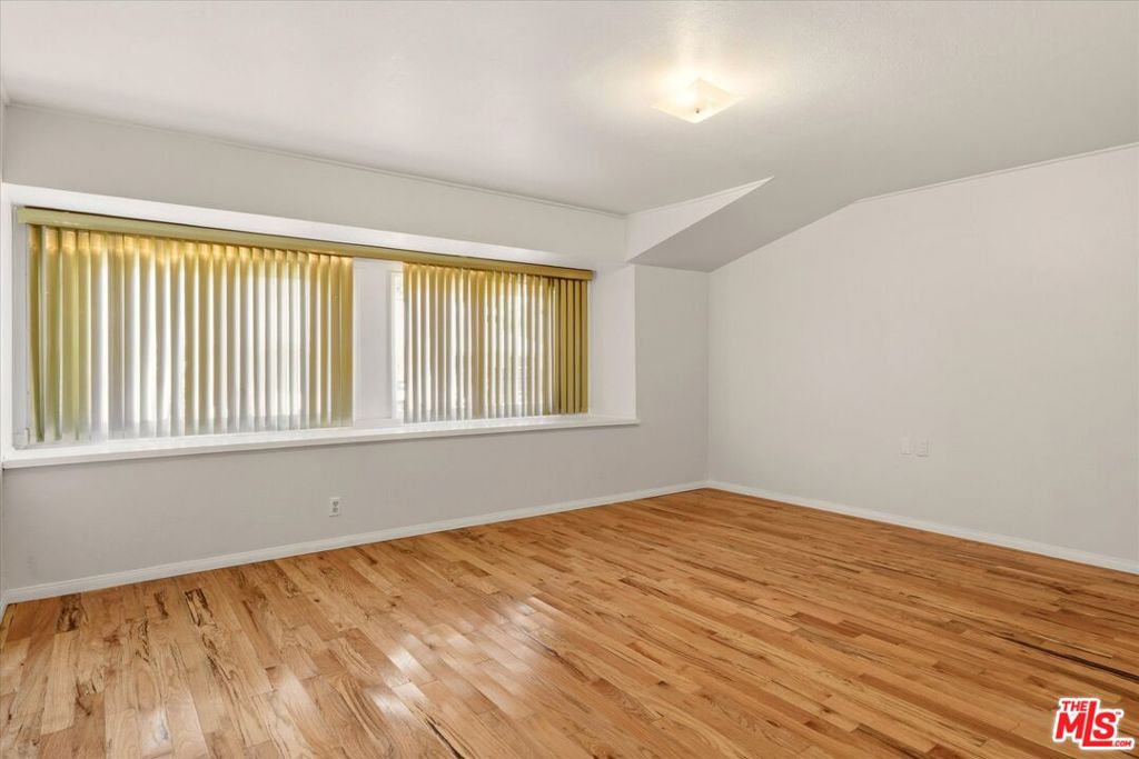 4131 Mantova Drive Property Photo 11