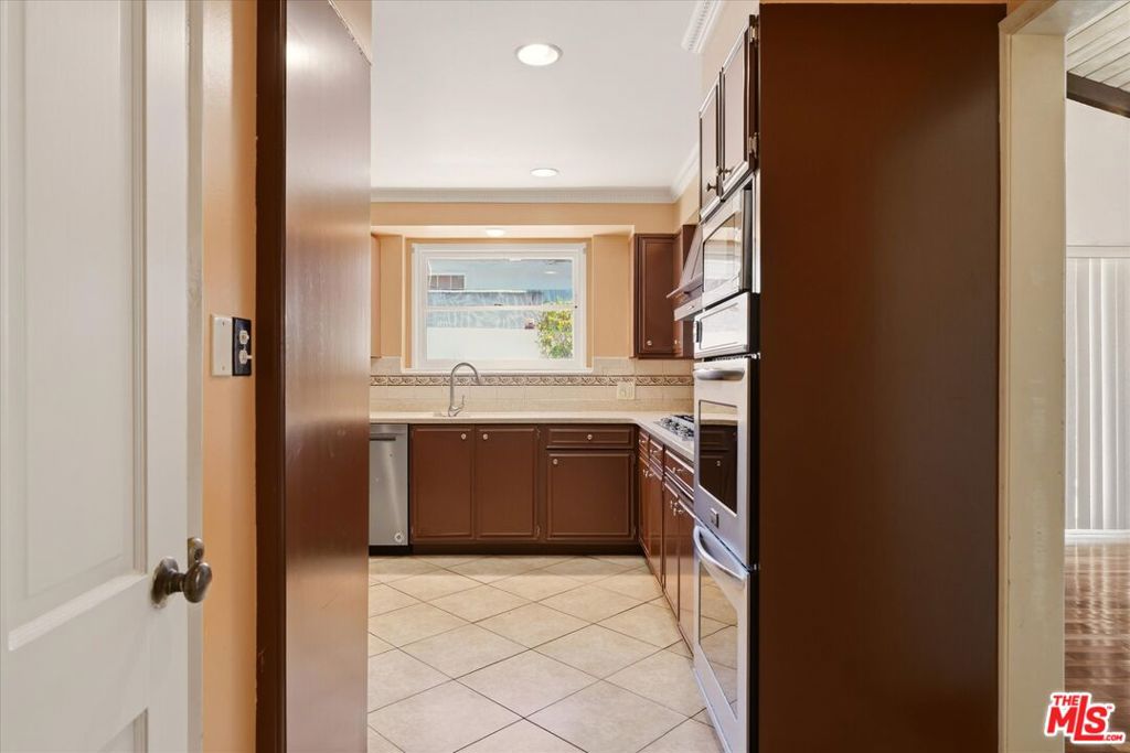 4131 Mantova Drive Property Photo 18