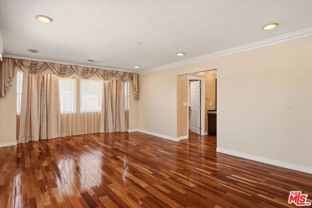4131 Mantova Drive Property Photo 43