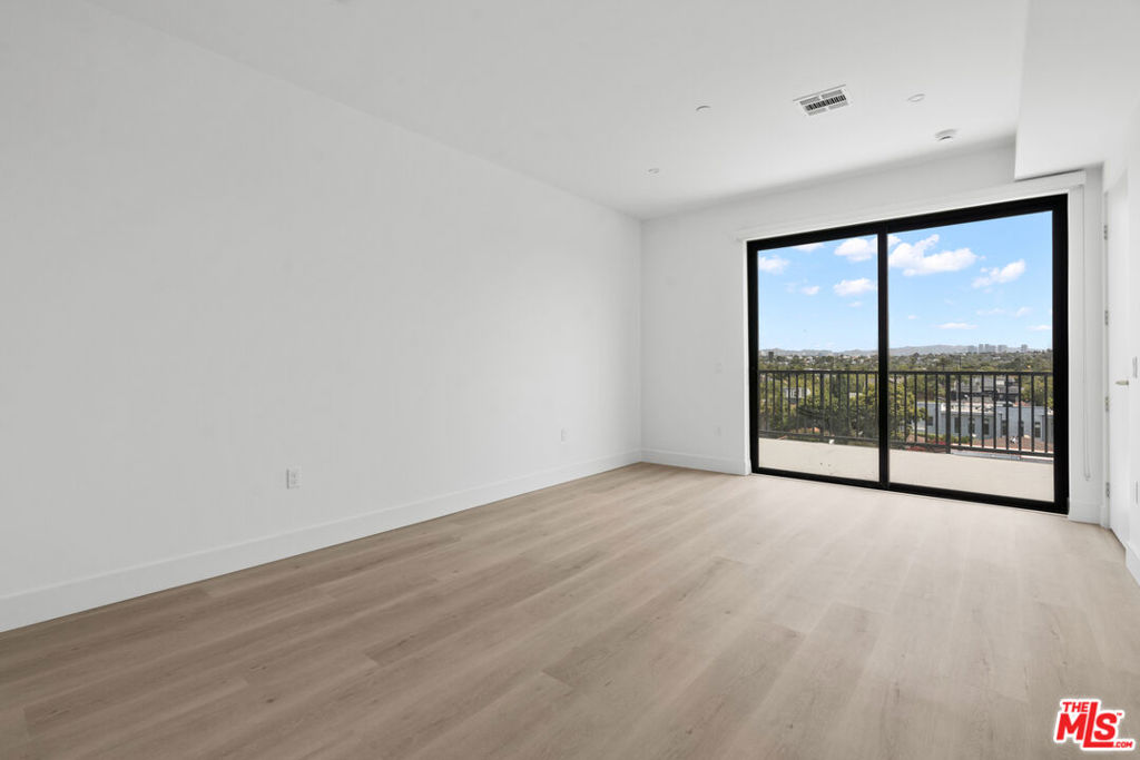 1808 Lincoln Boulevard 505 Property Photo 11