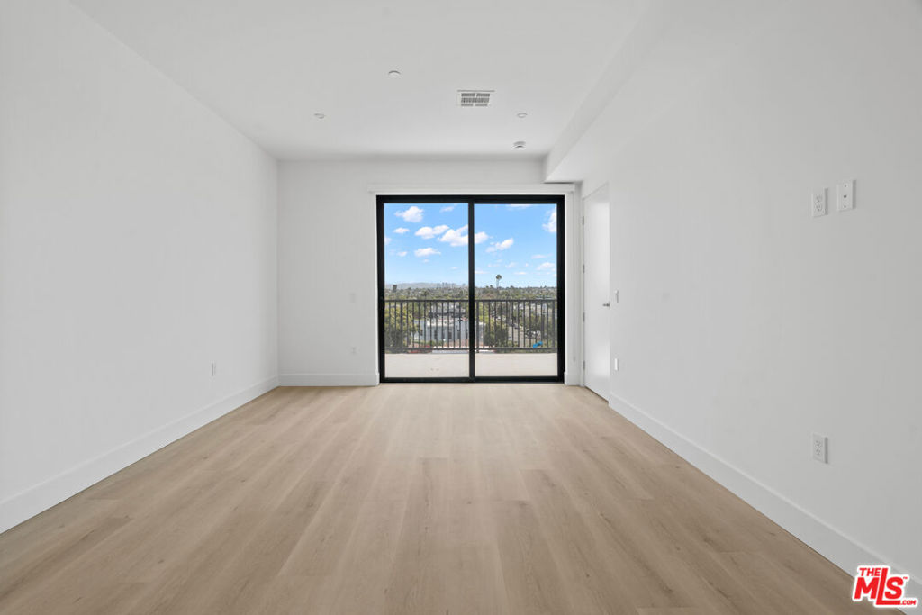 1808 Lincoln Boulevard 505 Property Photo 12