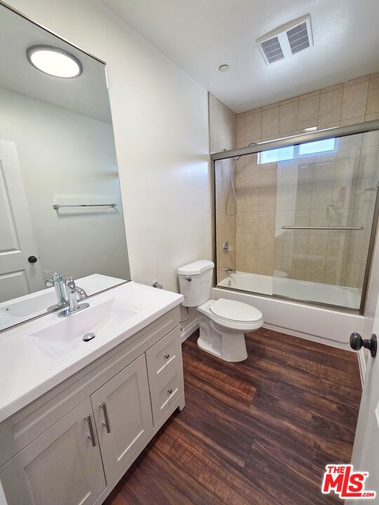 1719 W 39th Pl Property Photo 13