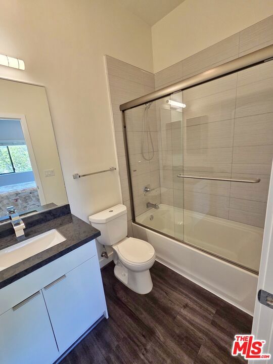 2651 S Hobart Blvd #9 Property Photo 10