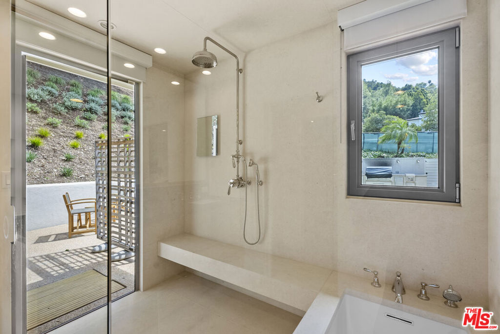 10630 Somma Way Property Photo 45