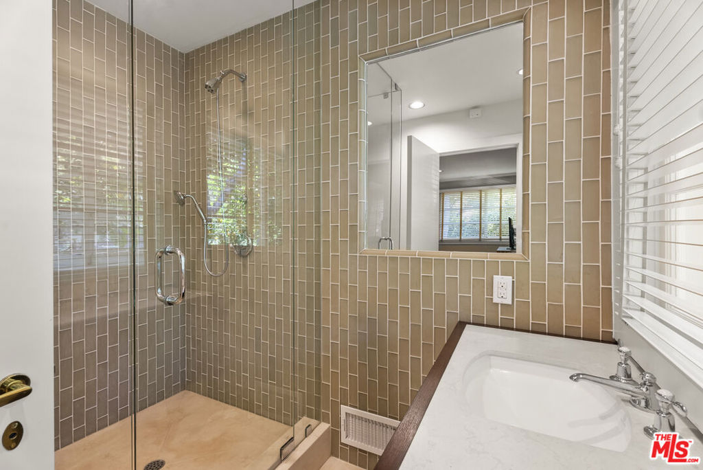 10630 Somma Way Property Photo 49