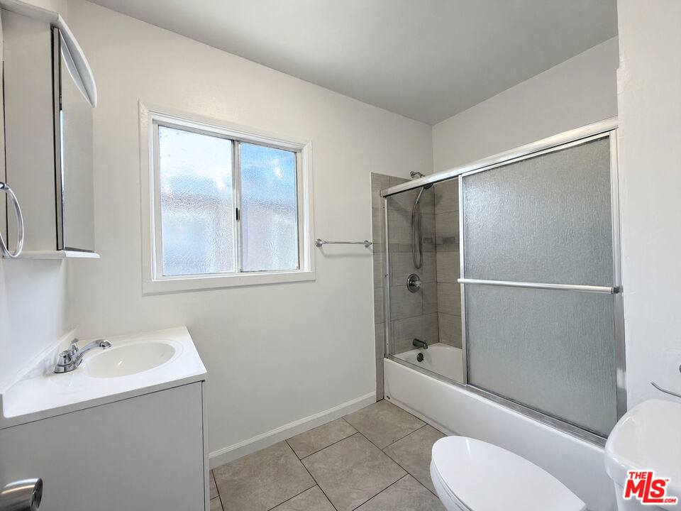 740 Daisy Avenue Property Photo 8