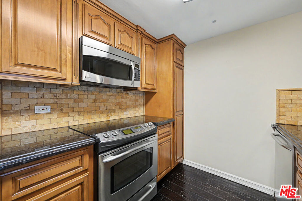 10535 Wilshire Boulevard 510 Property Photo 8