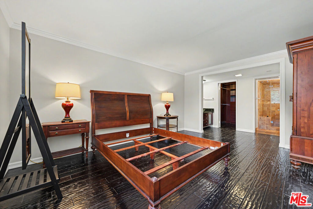 10535 Wilshire Boulevard 510 Property Photo 23