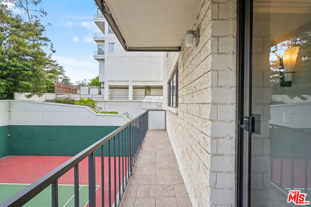 10535 Wilshire Boulevard 510 Property Photo 31