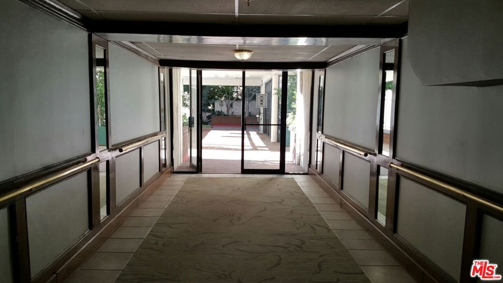 10535 Wilshire Boulevard 510 Property Photo 42